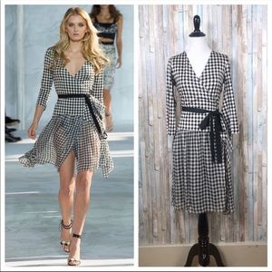 DVF Black & White Riviera dress. Size:8